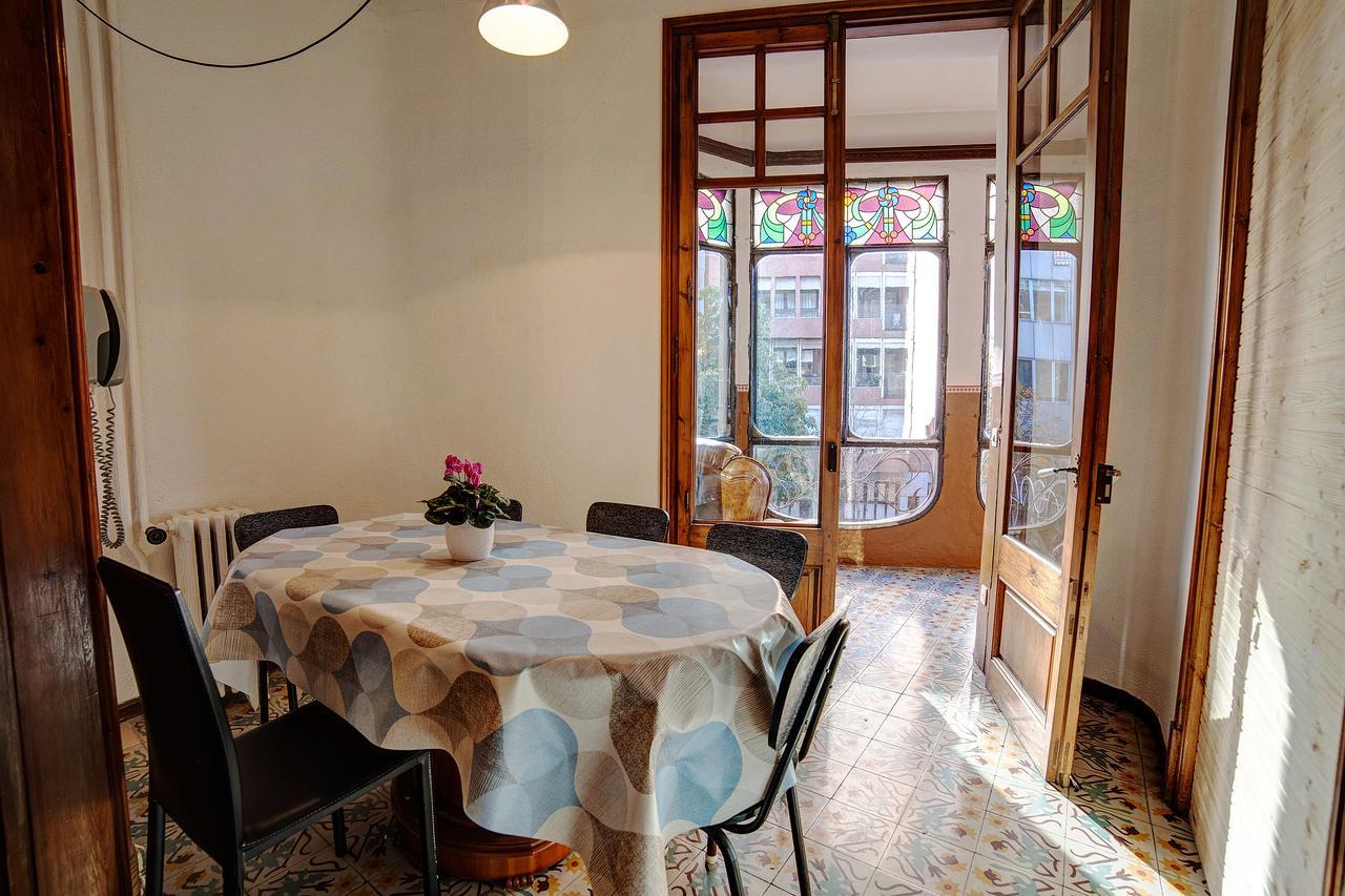 Bed In Girona Bed & Breakfast Exterior photo